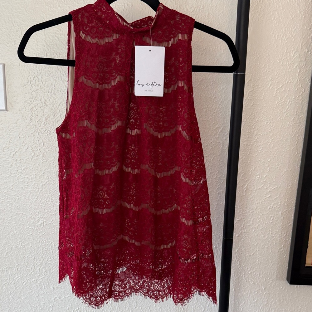 Love, Fire Burgundy Lace Sleeveless Blouse NWT Sm